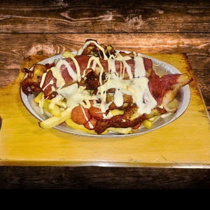 Salchipapa especial Crispy
